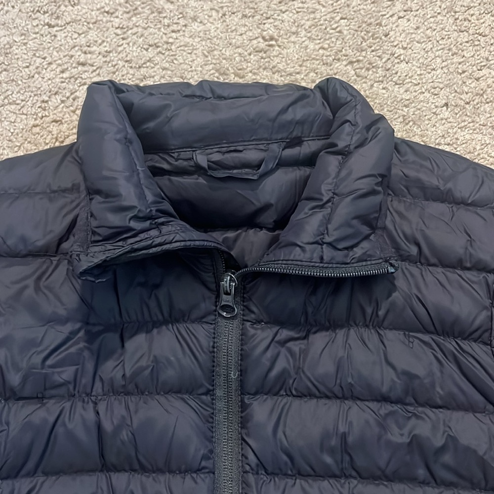 Lightweight Puffer Jacket - Picture 4 of 5
